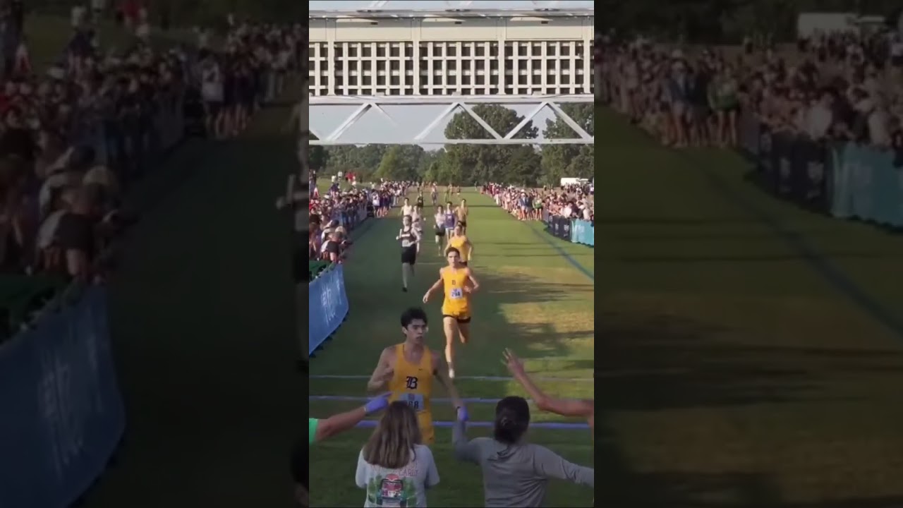 Marcelo Mantecon lead a 1-2-3 finish for Belen Jesuit at Southern Showcase 😱