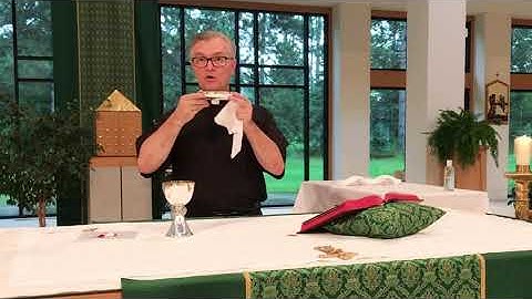 Preparation of the Altar - The Liturgy of the Eucharist | Mass Moments Episode 23