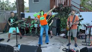 Max Gain performs Judas Priest's 'Electric Eye' at House Party in St Pete, FL on April 27, 2024 Resimi