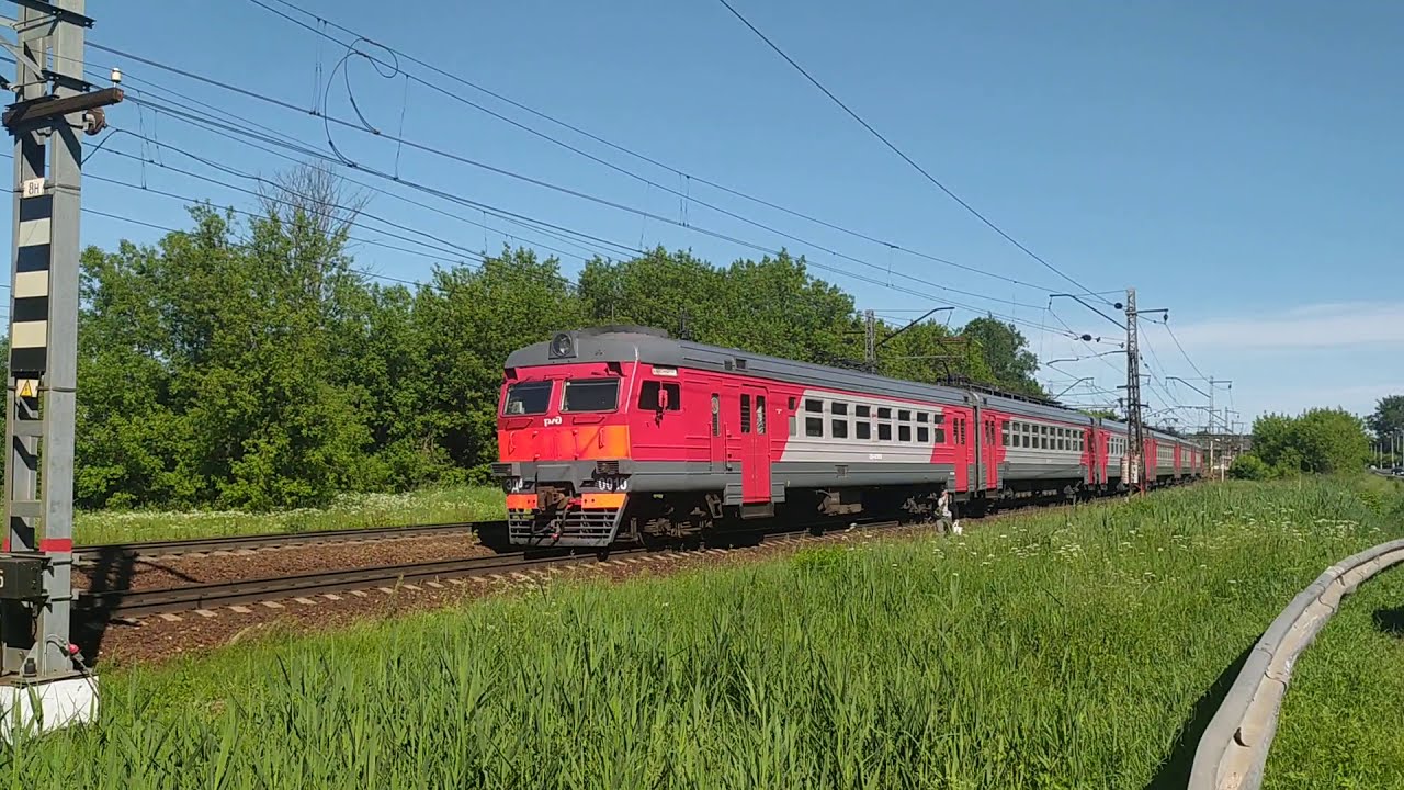 Станция Яхрома. Эр2к Яхрома 2020. Станция Яхрома фото. Эд4м савёловское направление.