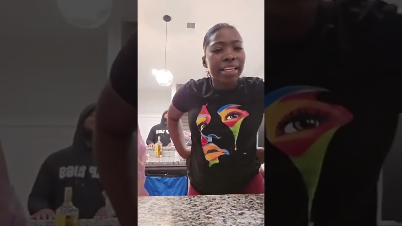 Shirika Re Re Flowers