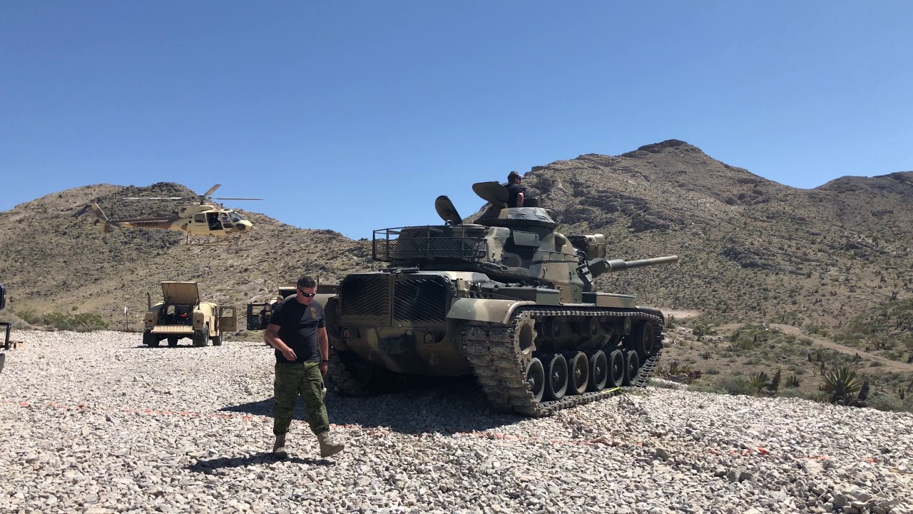 BATTLEFIELD VEGAS & GUNSHIP HELICOPTERS YouTube