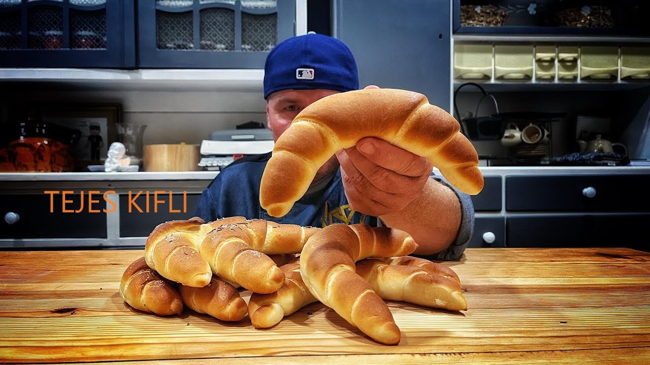 TEJES KiFLI ÍGY KÉSZÍTS RETRO TEJES KIFLIT RG konyhája