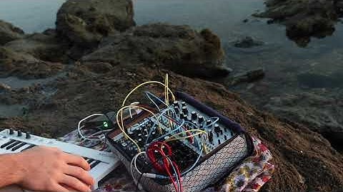 "sun & crab" // Ambient Eurorack Modular w/ Mutable Instruments, Make Noise & Ritual Electronics
