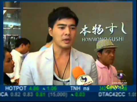 เคลลี่ ปัด รับอีเว้นท์ซ้อนละคร  22 Sep 2012