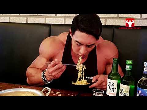 Chul Soon - EAT BIG TO GET BIG ( KOREAN STYLE)