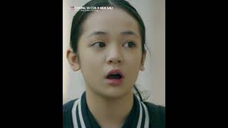 Cô giáo được phụ huynh thả thính ngay trước cổng trường  #movie #trending #chungtacua8namsau screenshot 2