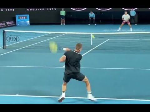 🎾Federer vs Fucsovics