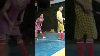 Badminton lucu