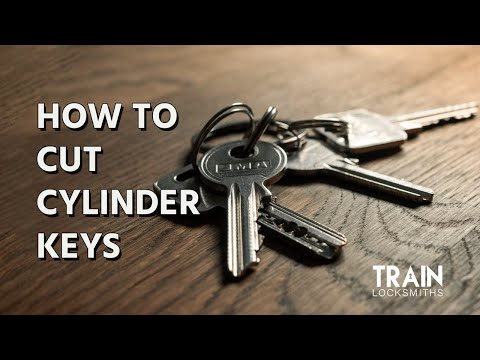 HOW TO CUT CYLINDER KEYS | TRAIN LOCKSMITHS TIPS & TRICKS