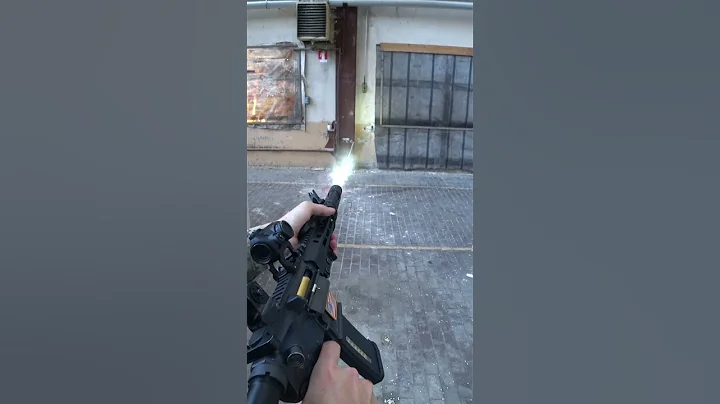 i love this tracer #airsoft #airsoftcqb #warzone #gaming #paintball #fakegun #milsim #cod #nerf