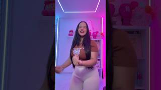 Angi Baila el Nuevo Trend en Vivo 🤣 #shorts