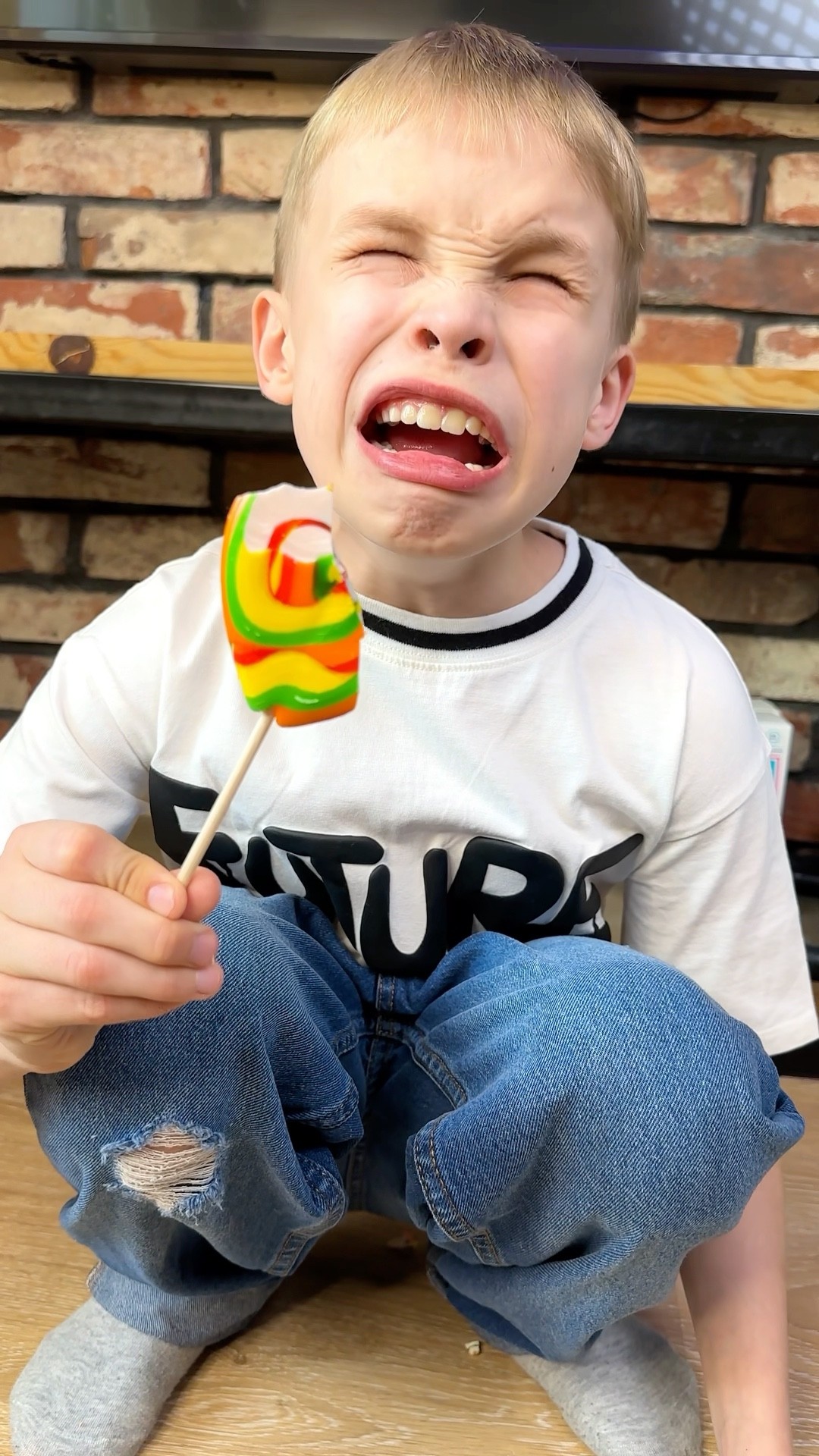 His Daddy FIXED THE BROKEN LOLLIPOP!?❤️❤️☺️ #damus #comedy