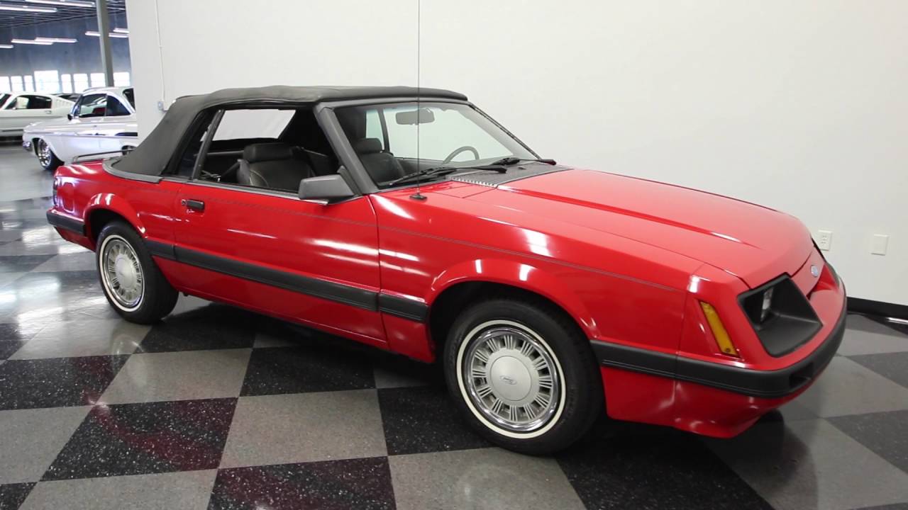Ford mustang lx
