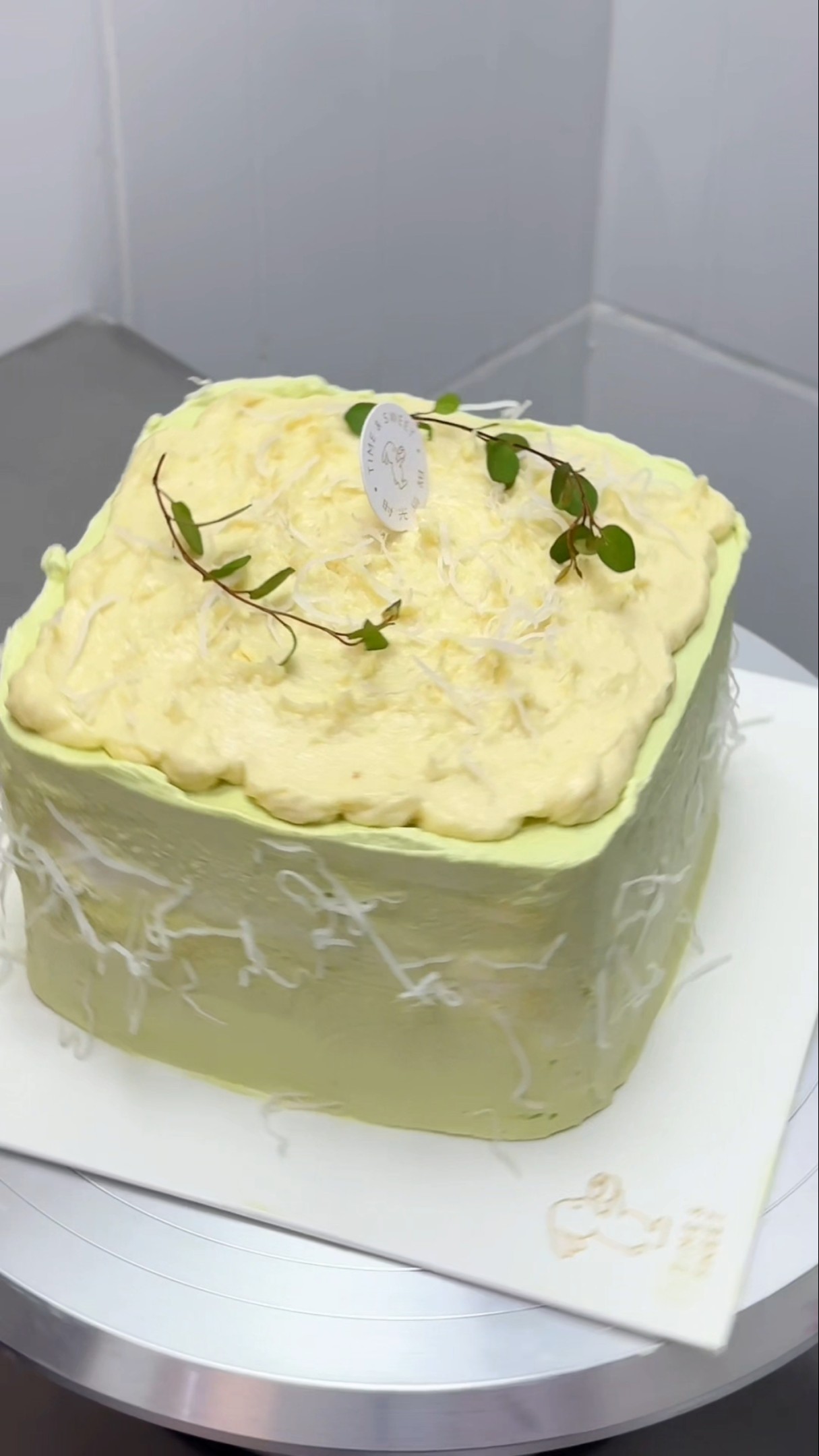 Immersive cake making | Double-layer durian cream cake tutorial Desserts heal everything #shorts