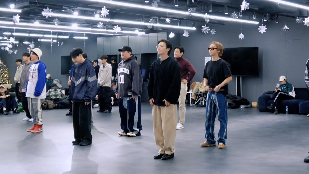 표정은 멋있게! 🤔 | SMTOWN LIVE 2025 in SEOUL Dance Practice Behind the Scenes