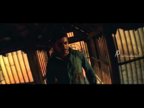 Perazhagan - Surya Thrashes The Killer