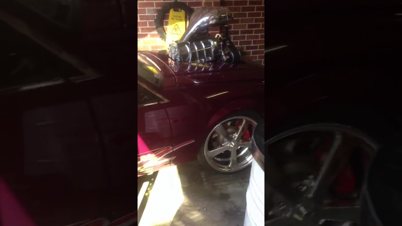 CUTSIK HOLDEN VK COMMODORE BLOWN BURNOUT CAR - YouTube