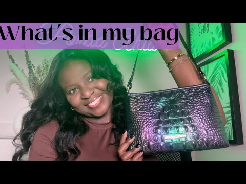 What’s in my Brahmin bag 2024 | everyday essentials | PORTIA AKIA - YouTube
