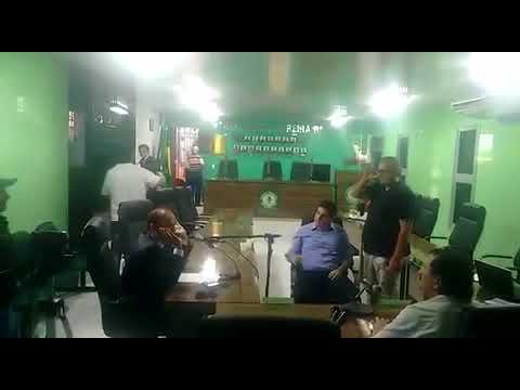 Deputado André Amaral parte pra briga com vereador