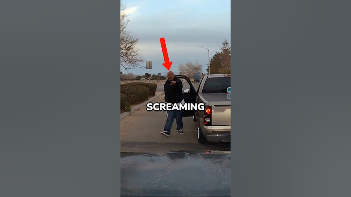 Father Teaches Son How To Deal With Road Rage! 🦸‍♂️ Credit: @TheWolfMatt