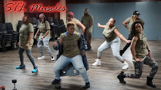 STL Muscles Line Dance