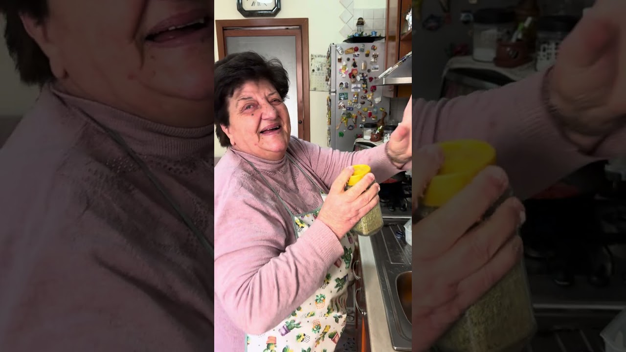 Zia Teresa fa la carne alla pizzaiola - YouTube