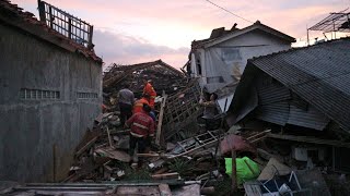 Corruption In Building Practices Contributes To Deaths In Indonesian Earthquake