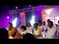 HII NI SIFA NA MAABUDU ILIYOLETA UTUKIFU MKUNWA SANA SAIDIA KUSAMBAZA VIDEO HII HII NI SIFA NA MAABUDU ILIYOLETA UTUKIFU MKUNWA SANA SAIDIA KUSAMBAZA VIDEO HII