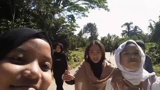 Throwback to our first ever moment in Grade 9 🥹