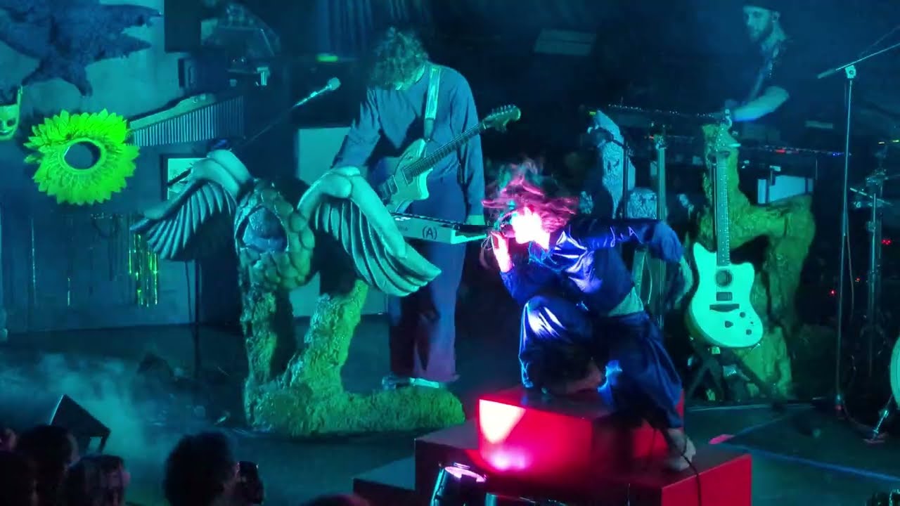 Magdalena Bay - Watching T.V. - Live @ Rock City, Nottingham (11/02/26)