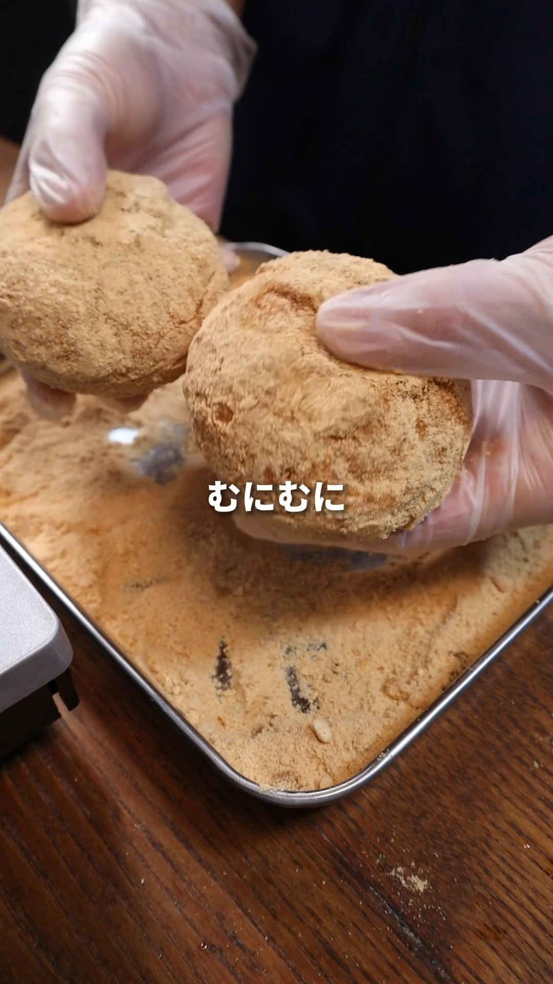 Baker] I tried making the ultimate kinako fried bread at home