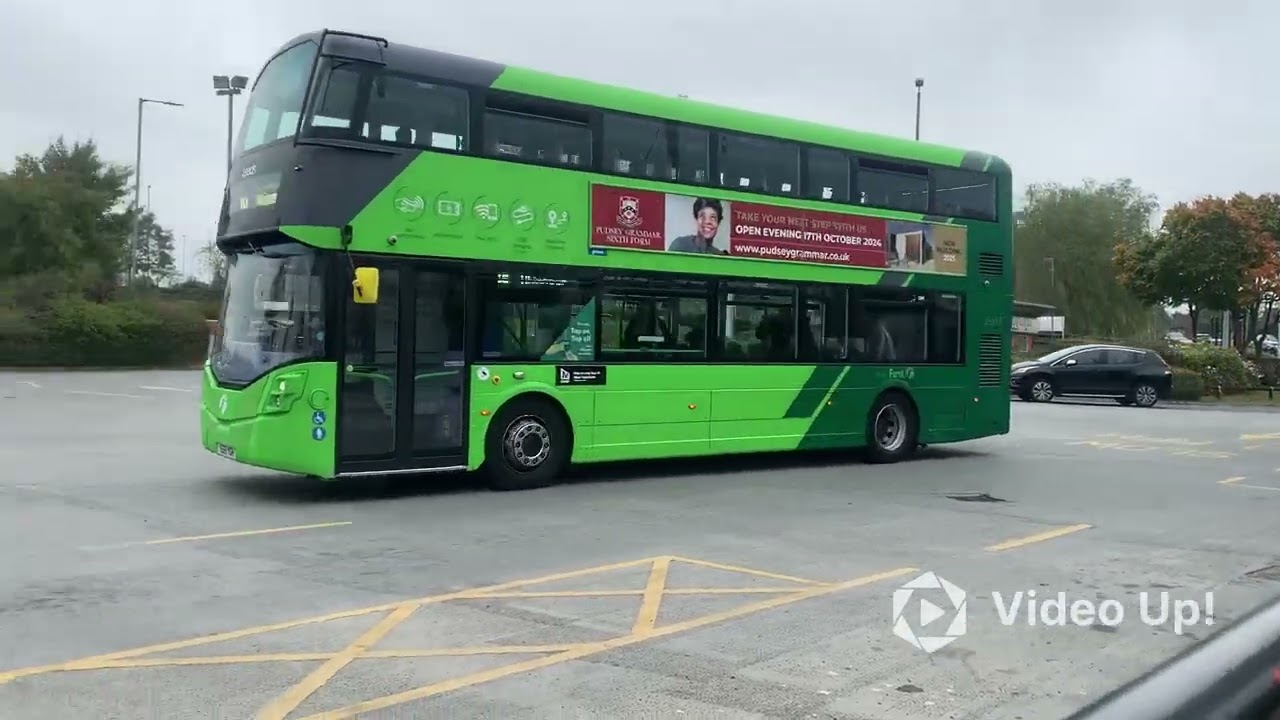 Bus spotting in Seacroft leeds