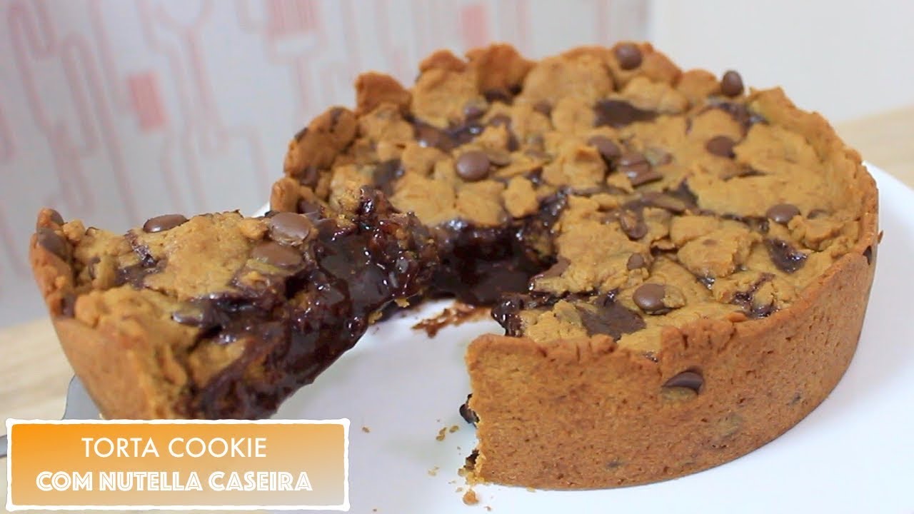 TORTA COOKIE GIGANTE COM NUTELLA CASEIRA 530 - RECEITAS DA MUSSINHA