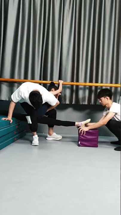 leg stretching painful training