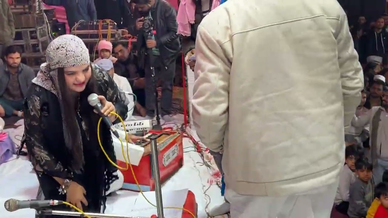 सुल्तानपुर आदमपुर में मुकाबला व कव्वाली का प्रोग्राम G.N.S.D.R की तरफ आयोजित किया गया 