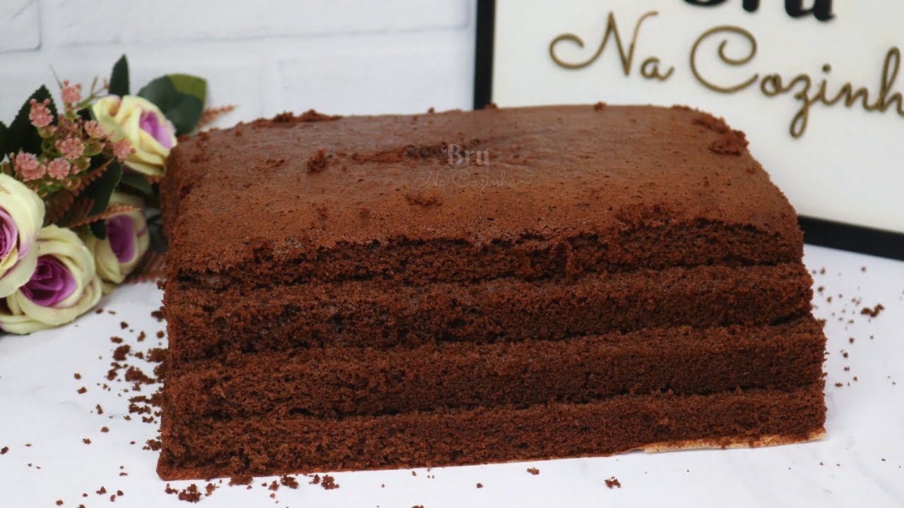PÃO DE LÓ DE CHOCOLATE FOFINHO E SUPER ALTO SEM SEGREDOS PARA INICIANTES | Bru na Cozinha |