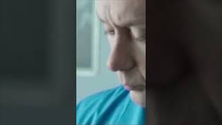 Беги, беги! Забавная импровизация с козой в больнице #сериал #интерны #кино #юмор