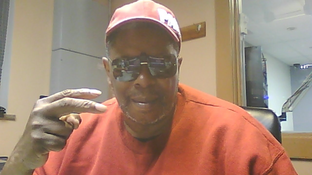 Mr little s hangout waif 88 3 fm radio cincinnati oh youtube