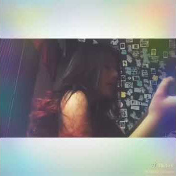 Riri age main gitar sambil nyanyi 😍 KEREN BANGET