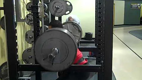 Malcolm sirmons Squats 405 X 12