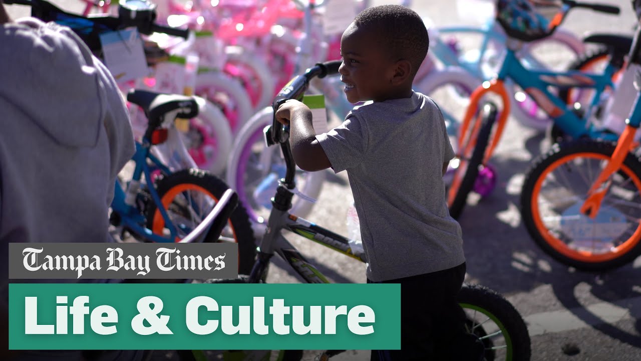 St. Pete music producer pays it forward for the holidays