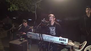 Kozanli Si̇nanin Oğlu Ömer Ve Bağlamaci Gökhan Yalcin Hayati Tesbi̇h Yapmişim Resimi