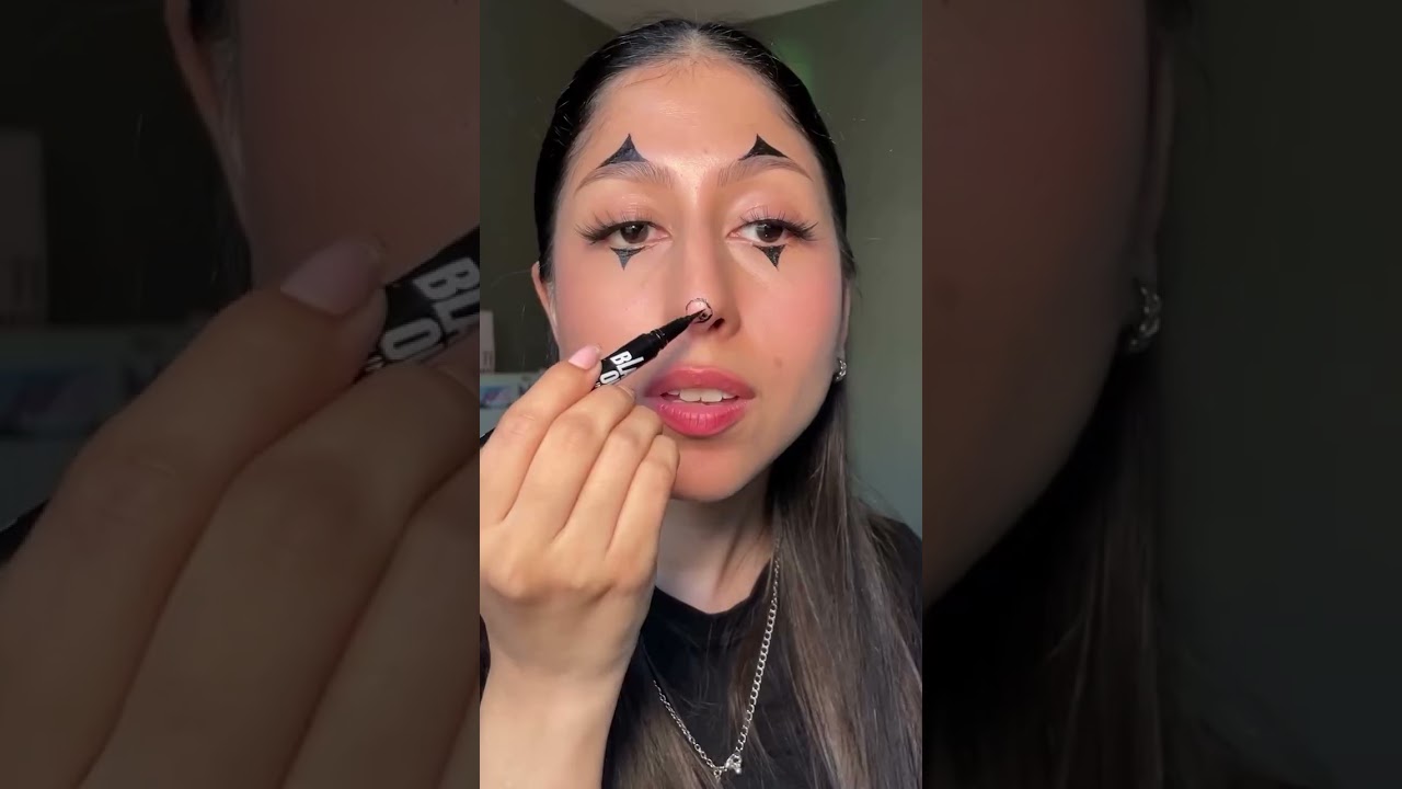 No costume yet?! No problem! 🤝 🤡 Try this easy clown makeup for under $20! 👏⁠