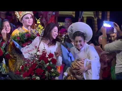 Video Thoại Miêu, Kim Tiểu Long, Bình Tinh ngập trong hoa... - youtube