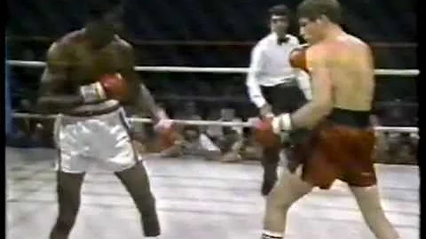 Boxing - Middleweight Bout - Thomas Hearns VS Jeff...