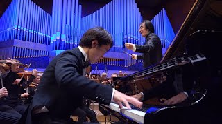 The Yellow River piano concerto                   张海鸥演奏黄河钢琴协奏曲 (C. Bechstein D282)