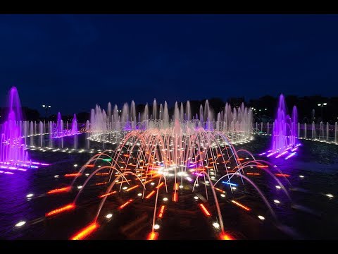 Видео: Когато в Москва са включени фонтани