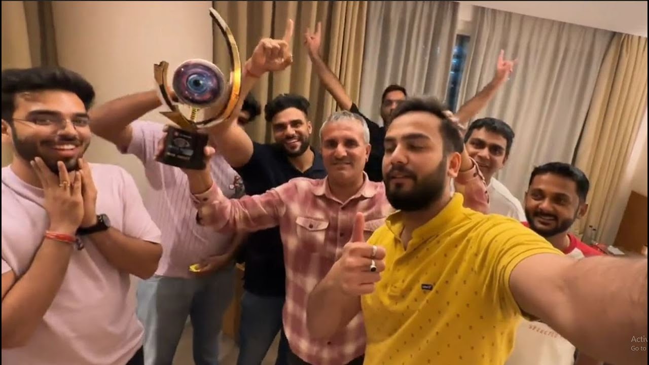 Elvish Yadav Enjoying With Close Friends After Win Bigg Boss OTT Trophy ♥ 
