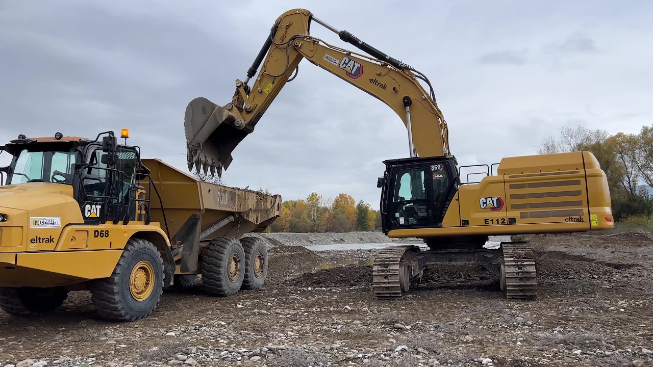 Caterpillar 352 Excavator, Cat 730 Articulated Trucks & Cat D6R Bulldozer In Action - Interkat SA